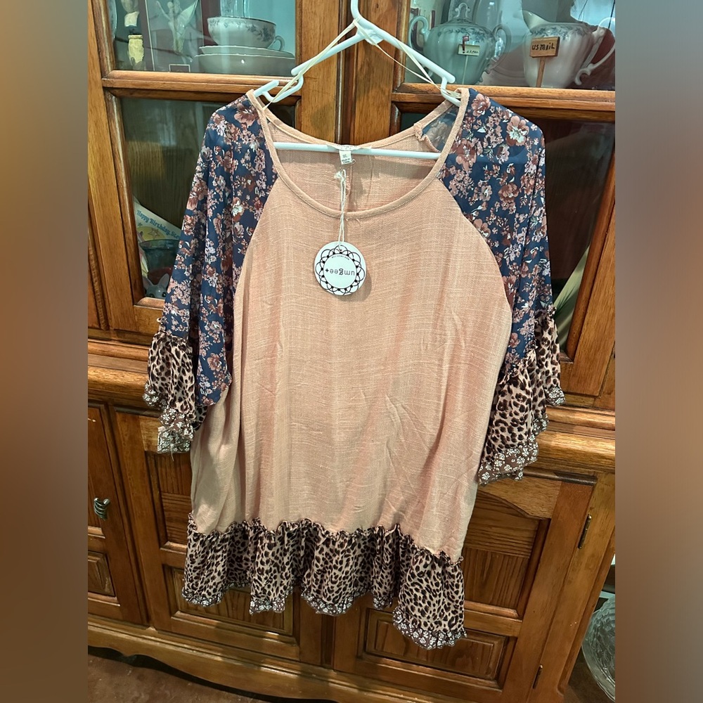 Umgee Tunic with tags